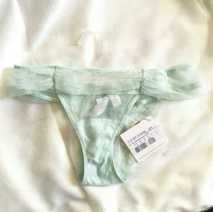La Perla Lace Thong Brand New With Tags ITALY XS